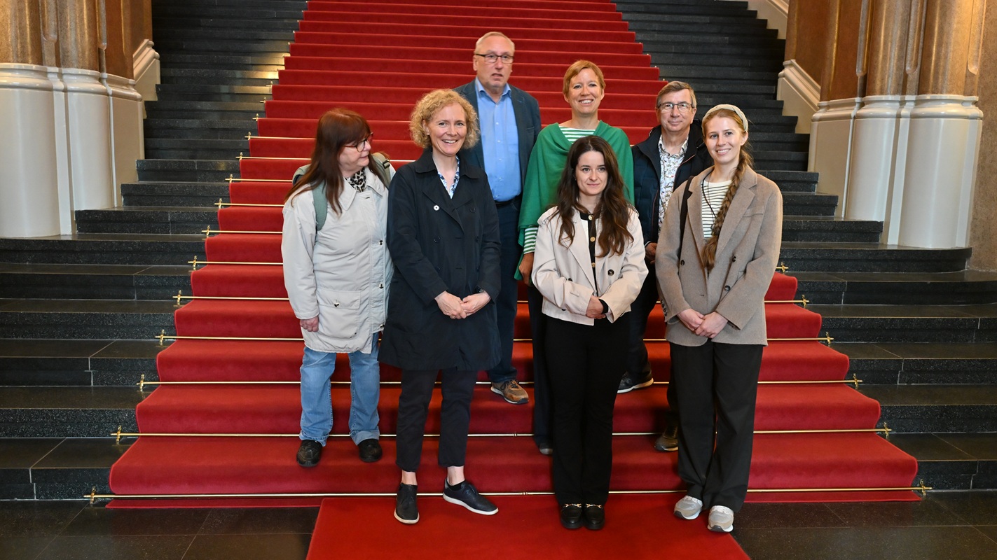 Gruppenfoto im Roten Rathaus Von links nach rechts: Staatssekretär Florian Hauer, Bertil Wewer, Kerstin Rocktäschel, Sebastian Leskien, Daniel Wrobel